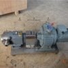Rotary lobe pump with heating jacket